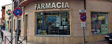Farmacia Fernández Rozas Nuria fachada del local